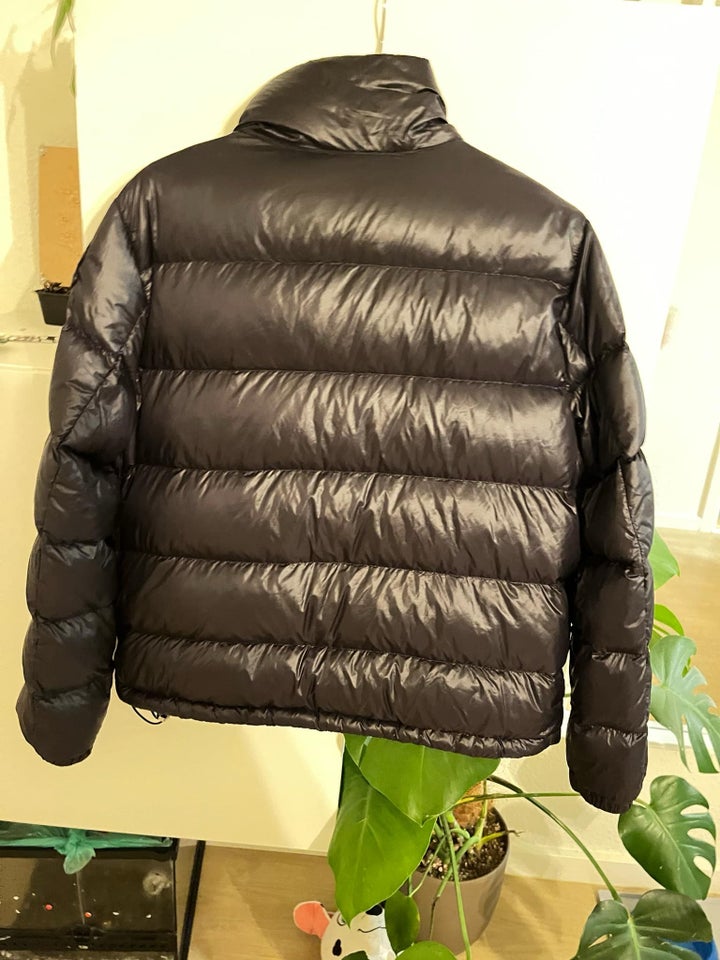 Dynejakke, str. 38, Moncler