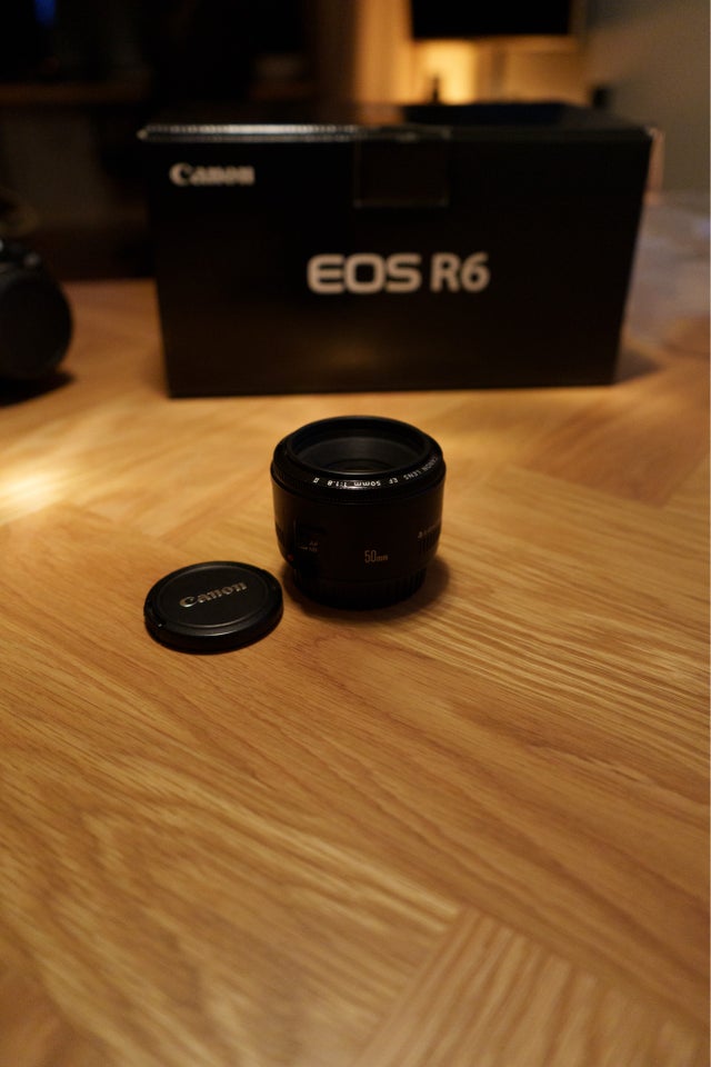 Zoom og Prime, Canon, EF 50mm f/1.8 -