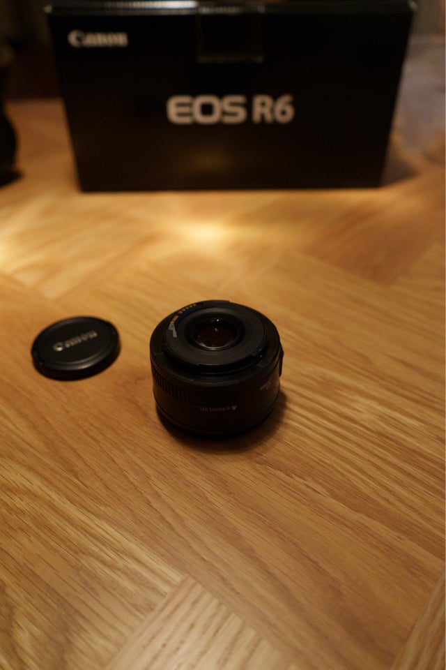 Zoom og Prime, Canon, EF 50mm f/1.8 -