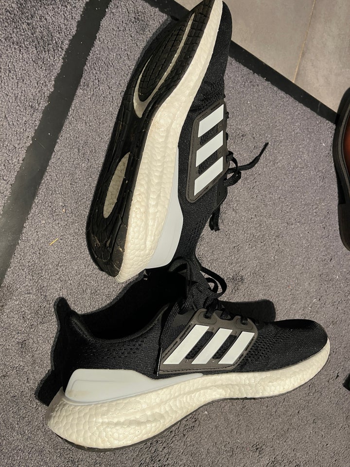 Sneakers, Adidas, str. 44