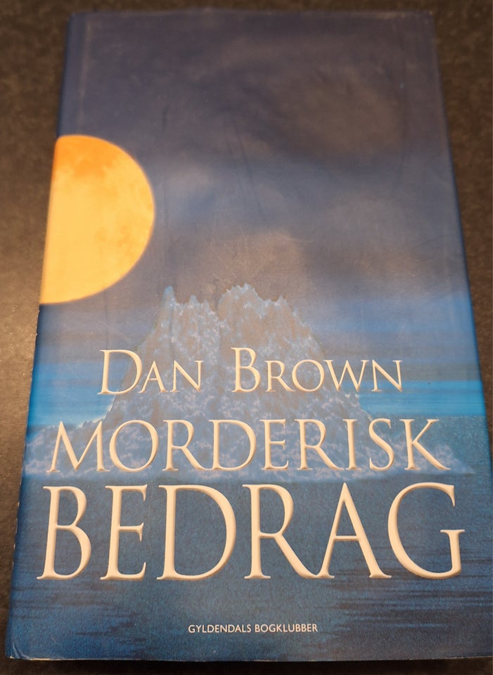 Morderisk bedrag, Dan Brown,