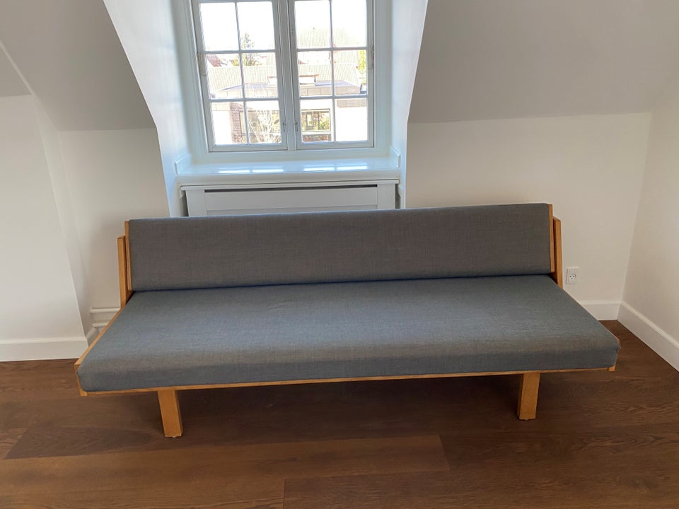 Sovesofa, Hans J. Wegner, b: 88 l: