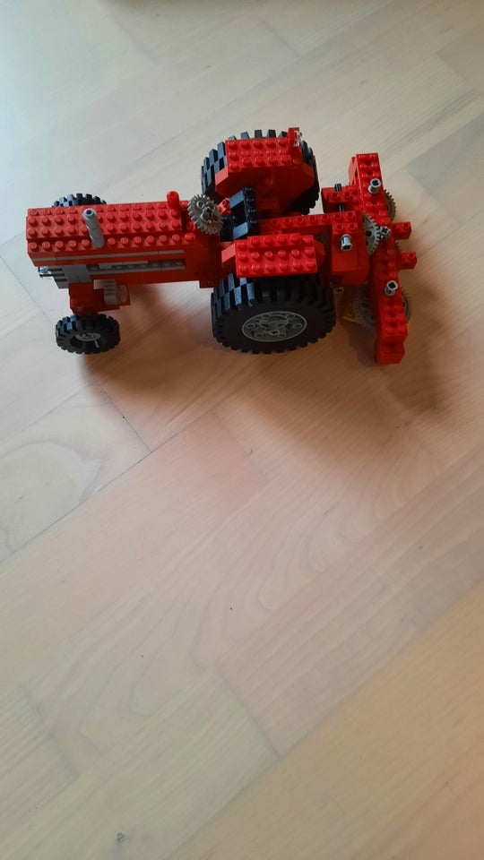 Lego Technic Traktor 851