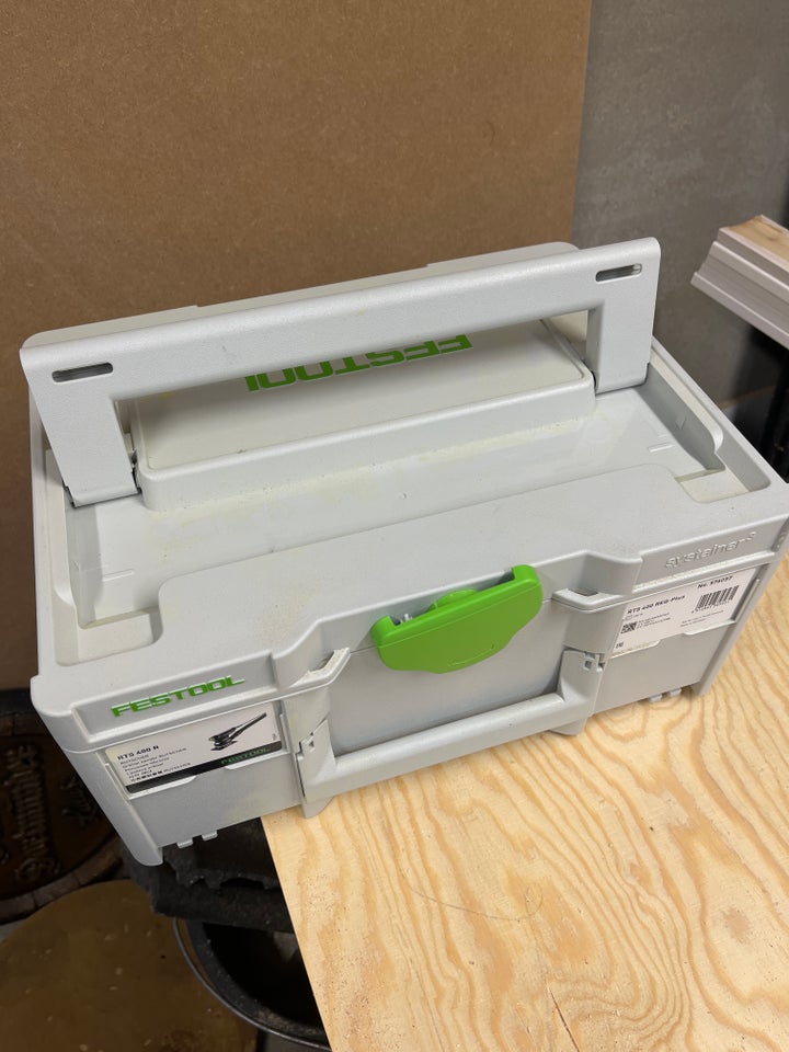 Rystepudser, Festool