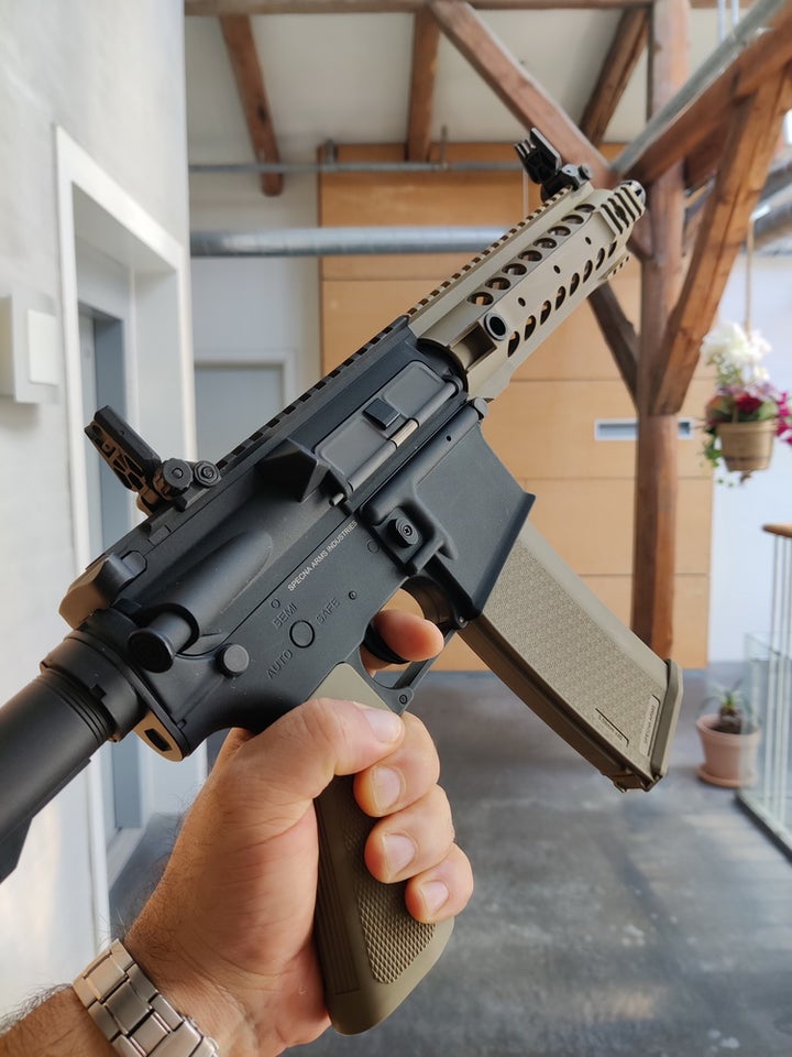 Hardballvåben, SA-F01 CQB Carbine