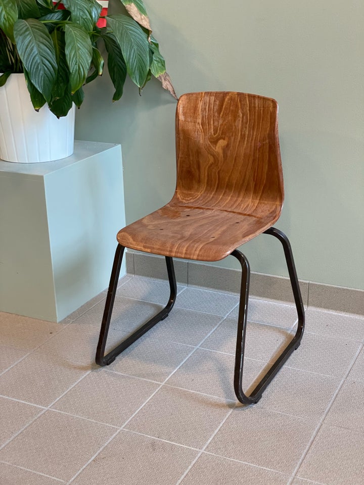 Anden arkitekt, Thur-Op-Seat,