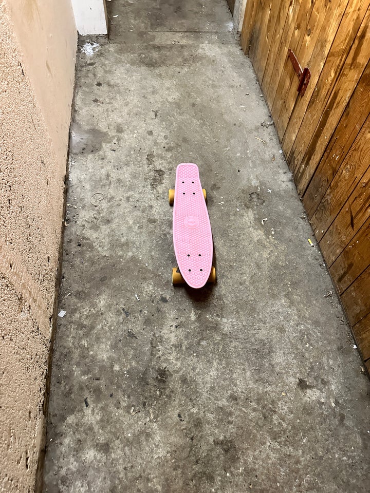 Skateboard