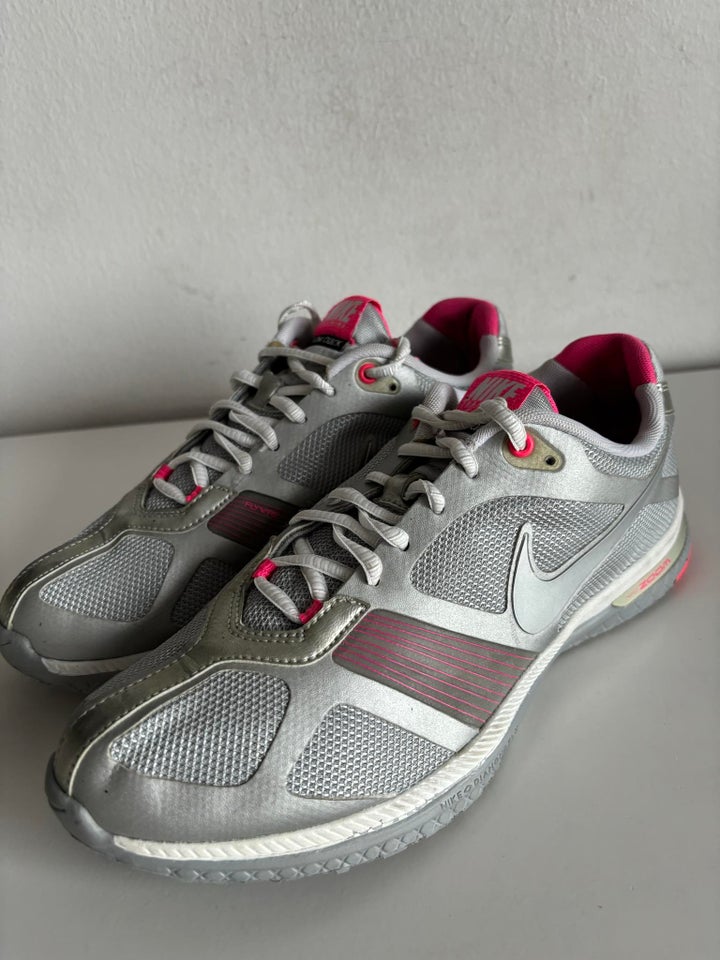 Sneakers, str. 39, Nike Zoom Quick