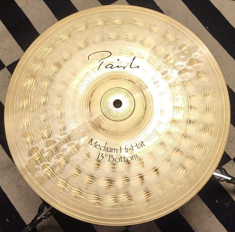 Hi-hat, Paiste Signature Medium