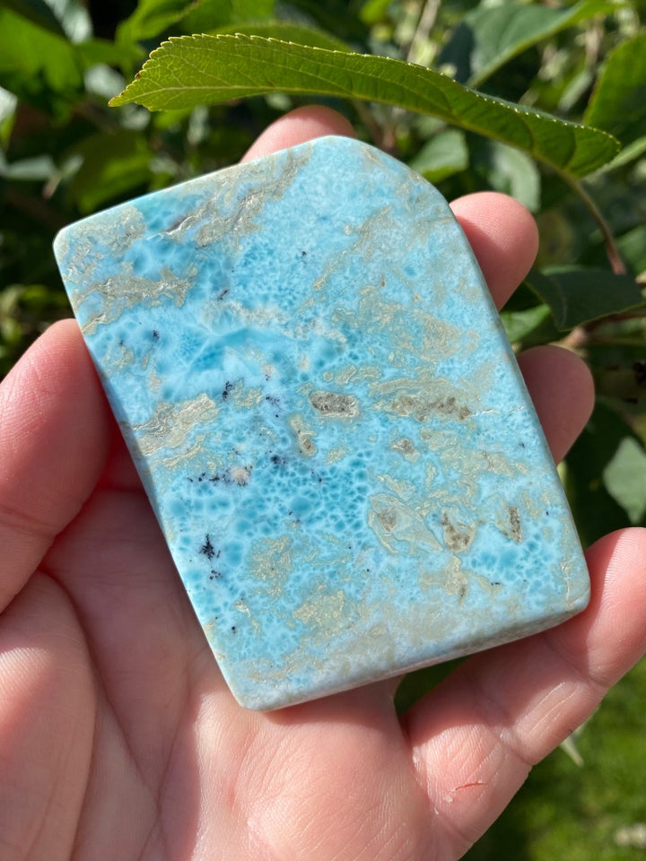 Smykker og sten, Larimar