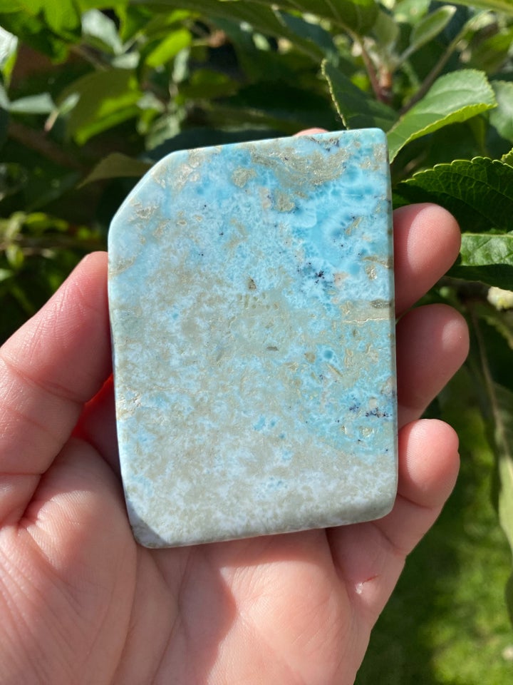 Smykker og sten, Larimar