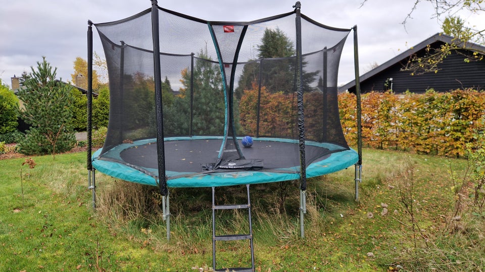 Trampolin, Berg Favorit 430