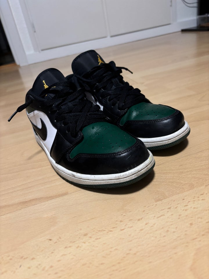 Fritidssko, Air Jordan, str. 44,5