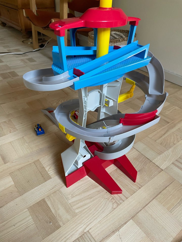 Racerbane, Paw Patrol Spin Tower,