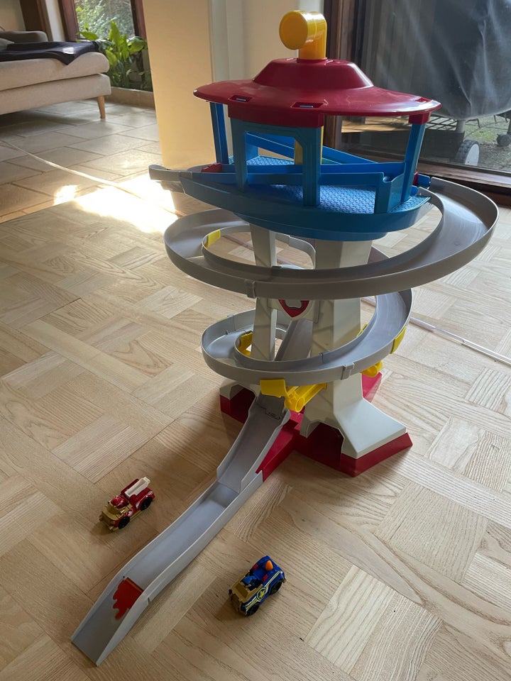 Racerbane, Paw Patrol Spin Tower,