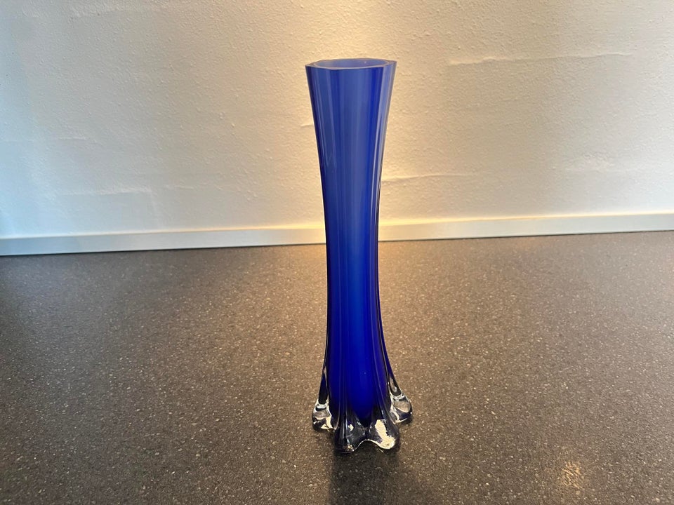 Vase, Vaser, Ukendt