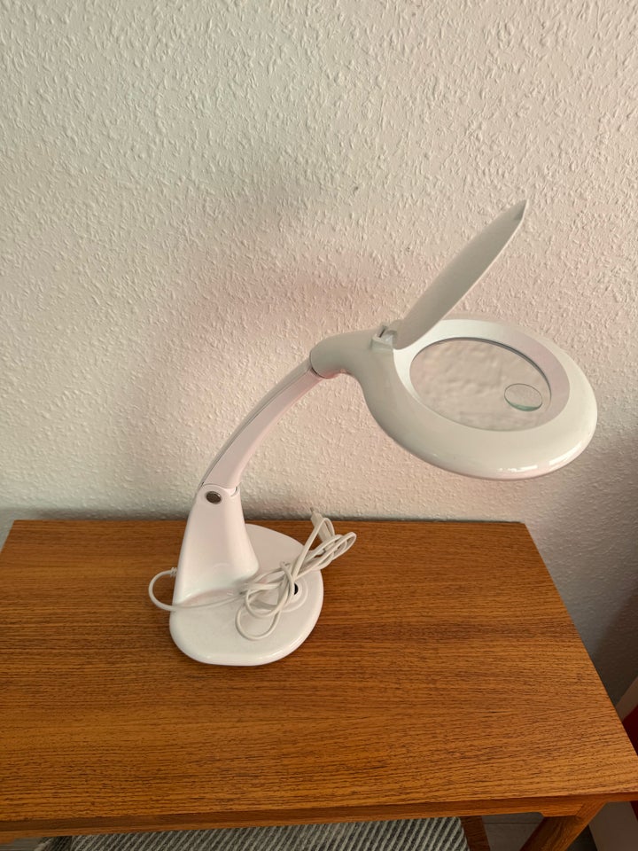 Andet, Prym lampe med