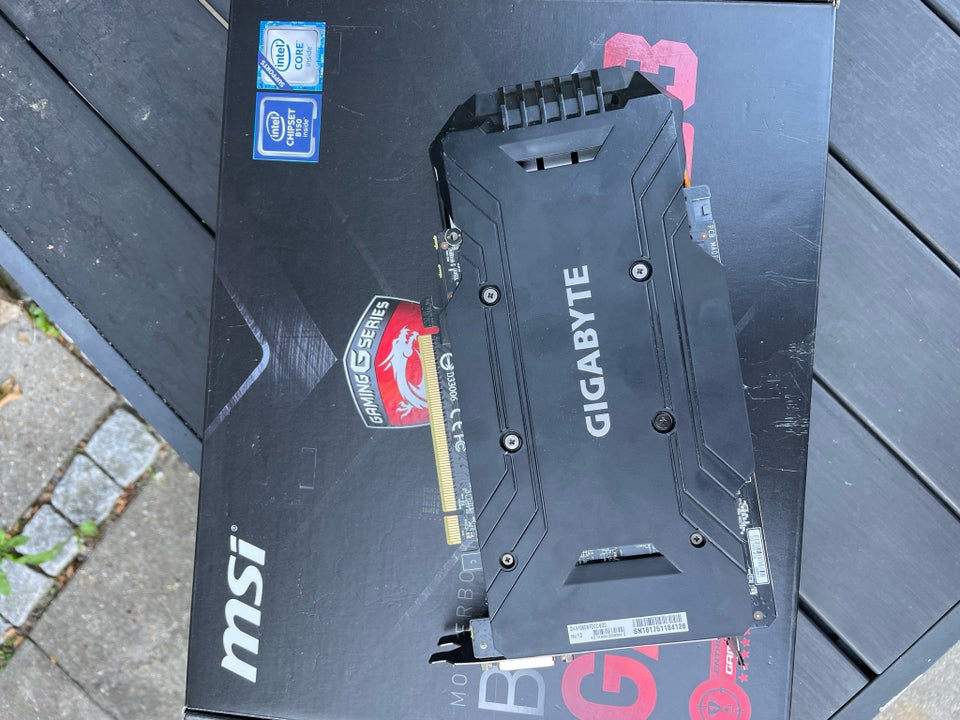 GTX 1060 Gigabyte  6GB GB RAM