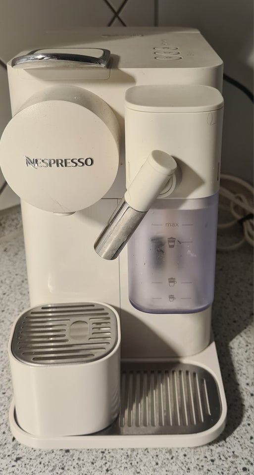 Nespresso Kaffemaskine