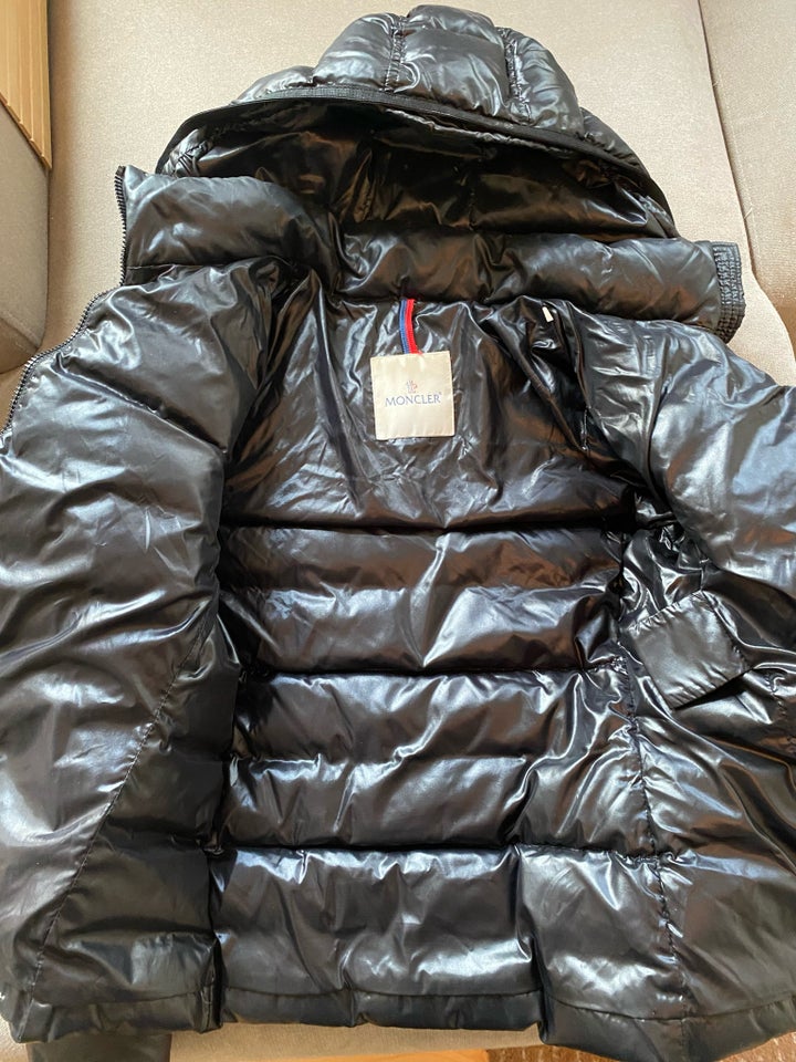 Dynejakke, str. 36, Moncler