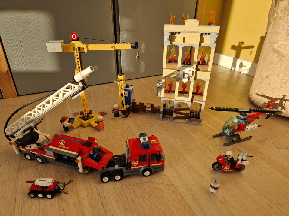 Lego City 60216