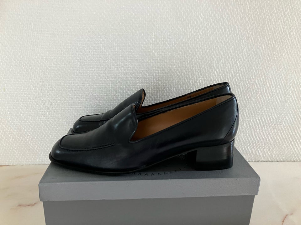 Loafers str 38 Strafford