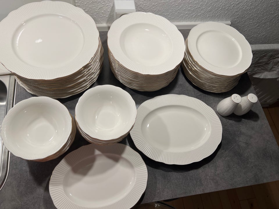 Porcelæn, Tallerkensæt 52 dele