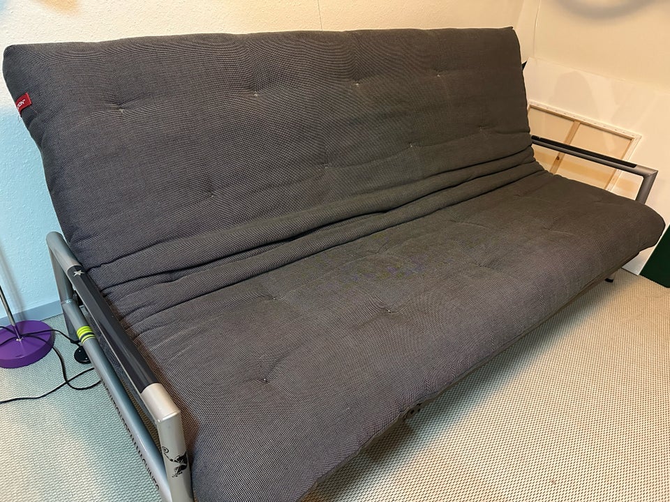 Sovesofa, b: 140 l: 200 h: 40