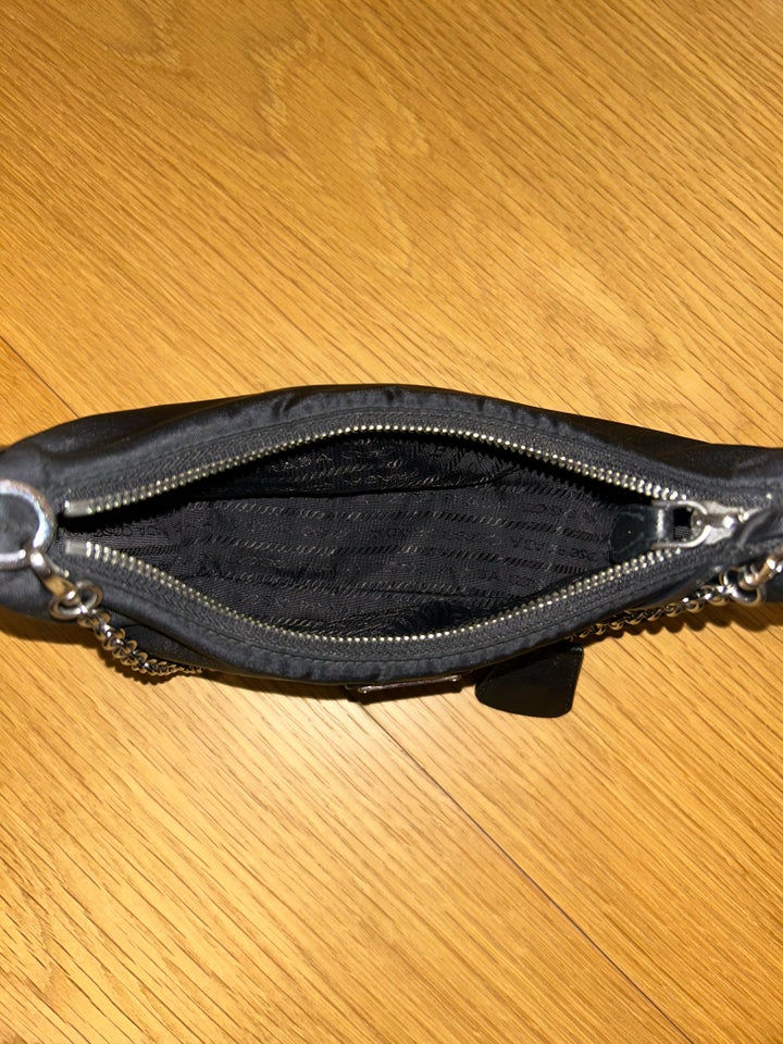 Skuldertaske, Prada, nylon