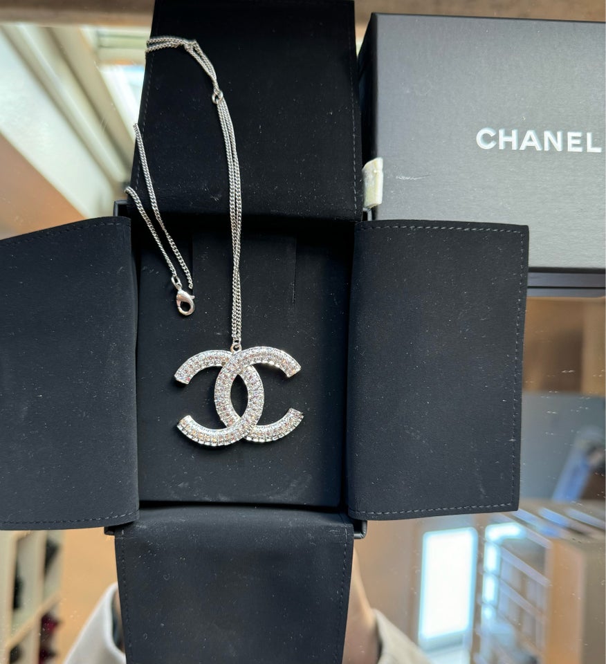 Halskæde, andet materiale, Chanel