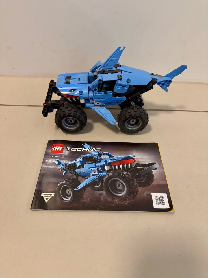 Lego Technic, Monster Jam Meglodon