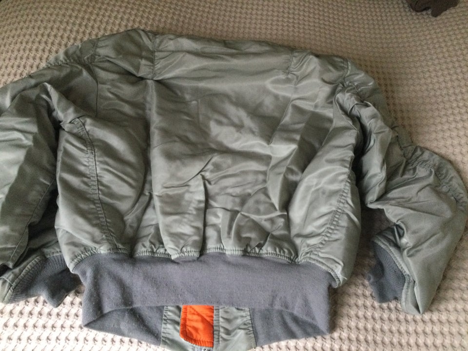 Andet str L Alpha Industries