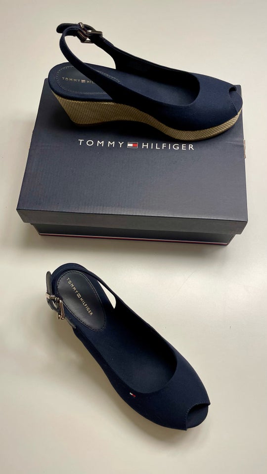 Sandaler str 39 Tommy Hilfiger