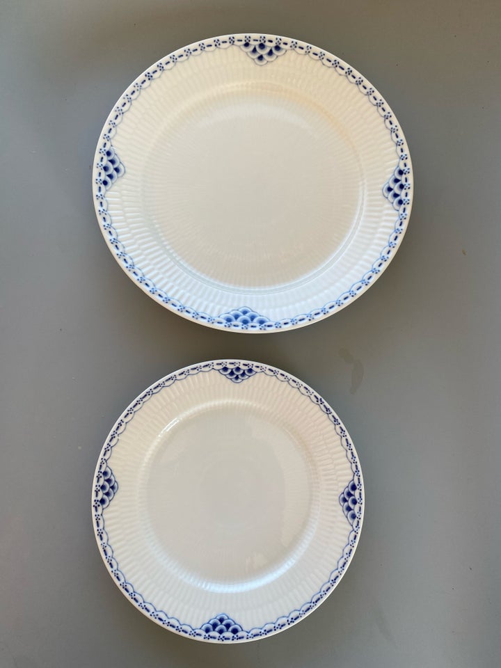 Porcelæn, Tallerkner, Royal