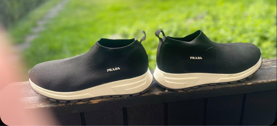 Sneakers, str. 45, Prada