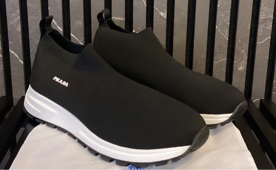 Sneakers, str. 45, Prada