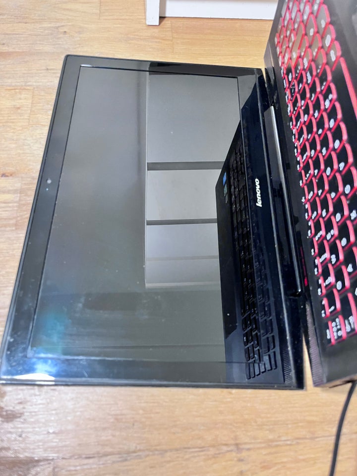 Lenovo Y50-70, Defekt