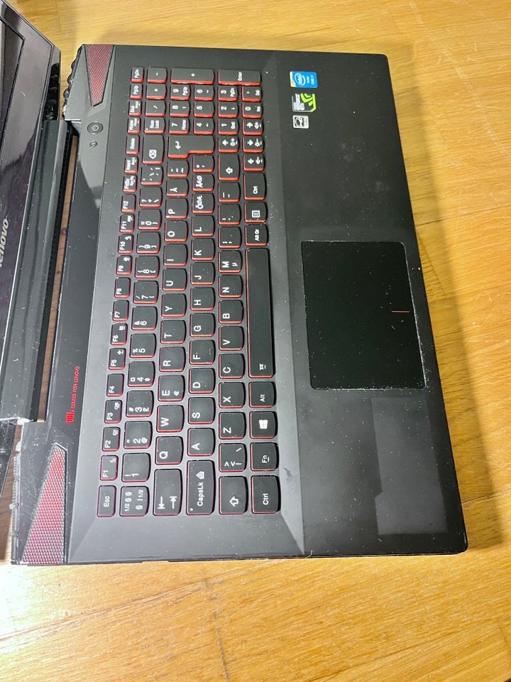 Lenovo Y50-70, Defekt