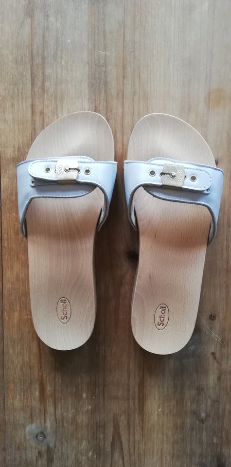 Sandaler, str. 40, Scholl