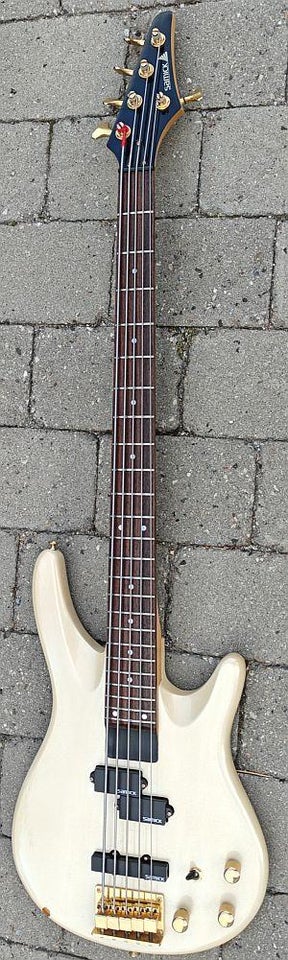 Elbas, Samick 5-strenget bass