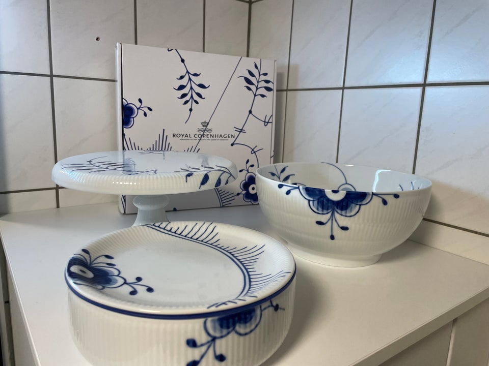 Porcelæn, Diverse Blå mega riflet,