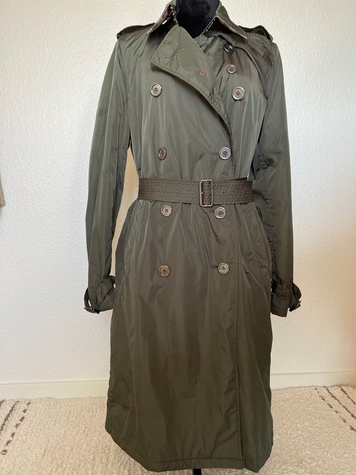 Trenchcoat str 42 Burberry