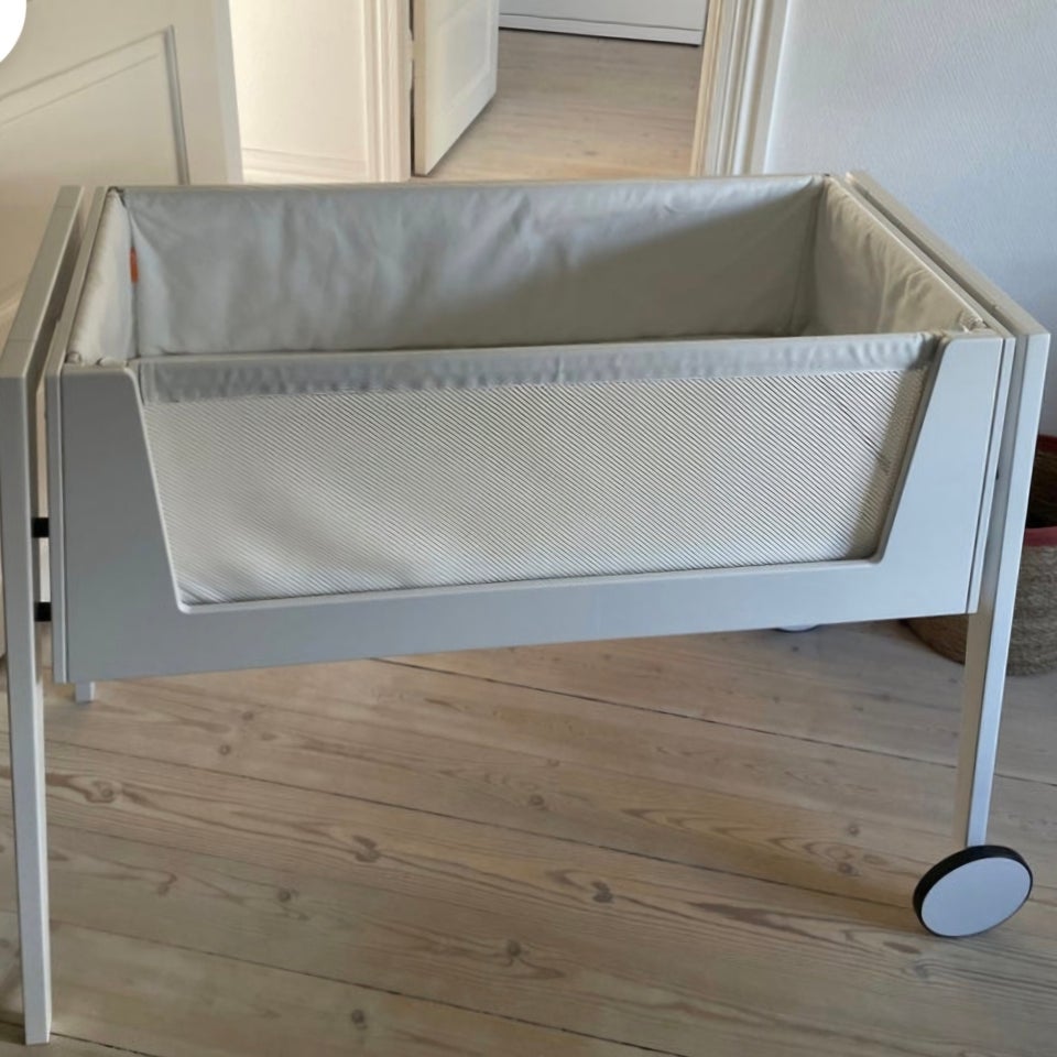 Vugge, Leander bedside crib