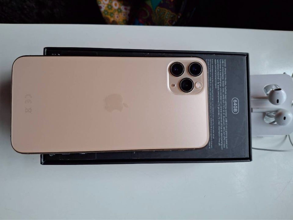 iPhone 11 Pro Max, 64 GB, guld