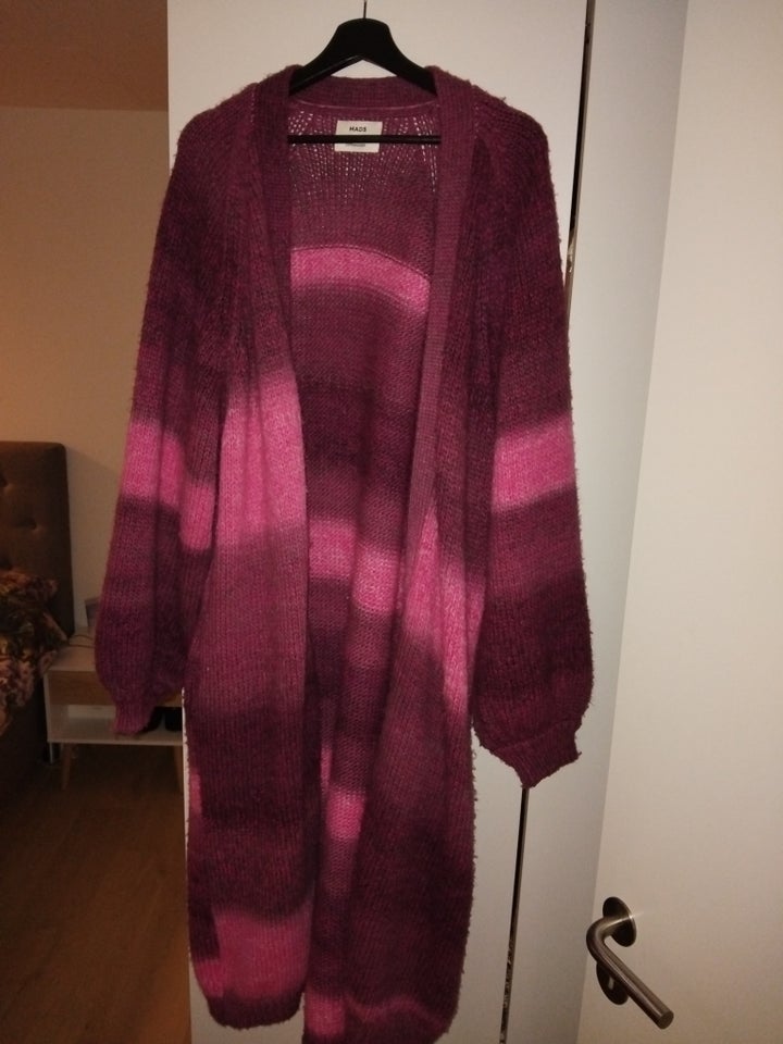 Cardigan, Mads Nørgaard, str. 42