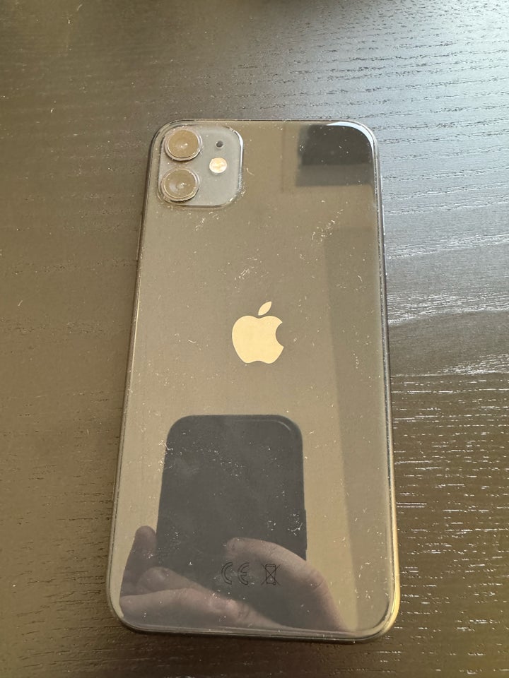 iPhone 11, 128 GB, sort