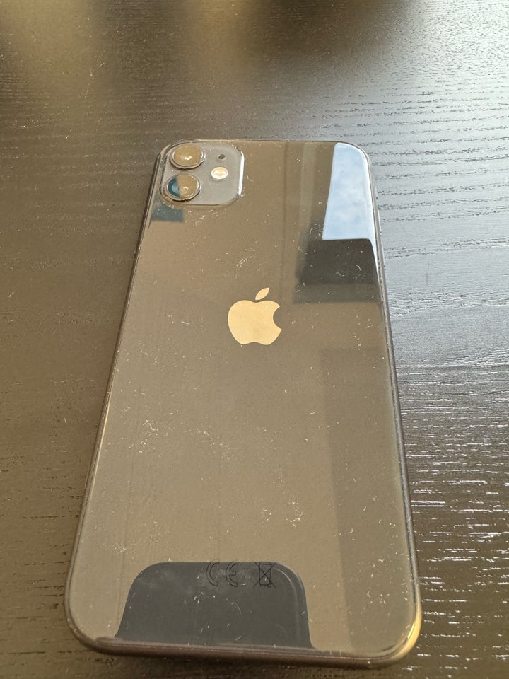 iPhone 11, 128 GB, sort