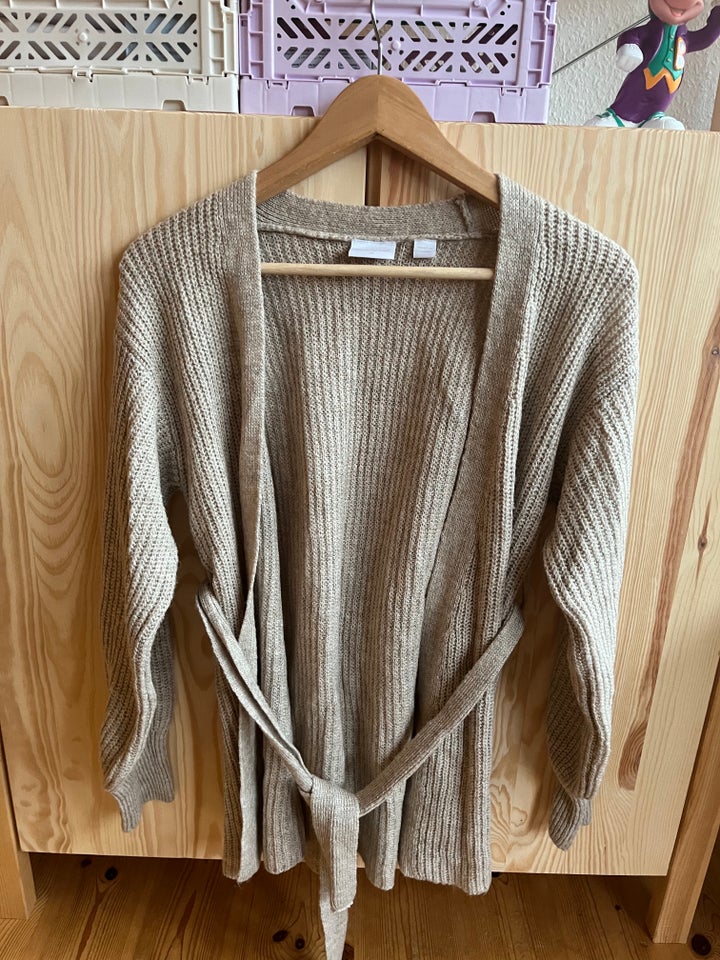 Cardigan, Mamalicious, str. 36