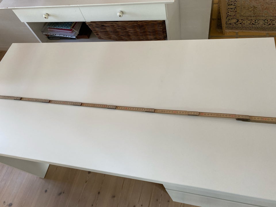 Skrivebord, Ikea, b: 140 d: 65