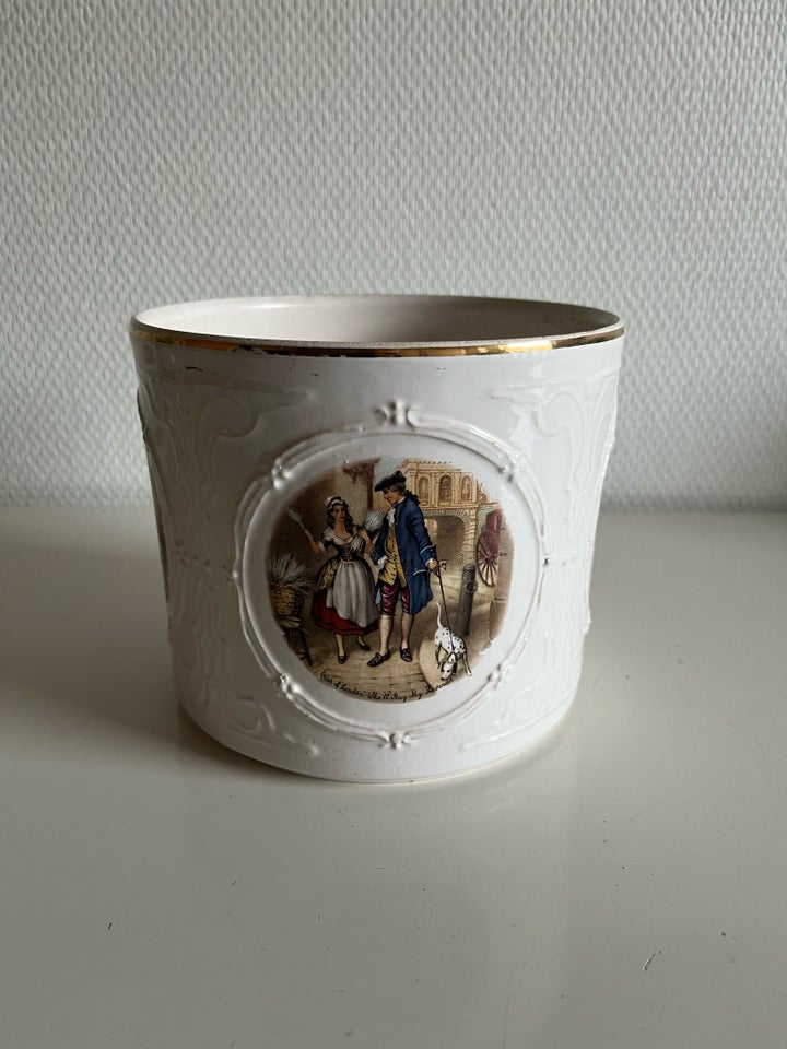 Porcelæn, Urtepotte skjuler ,